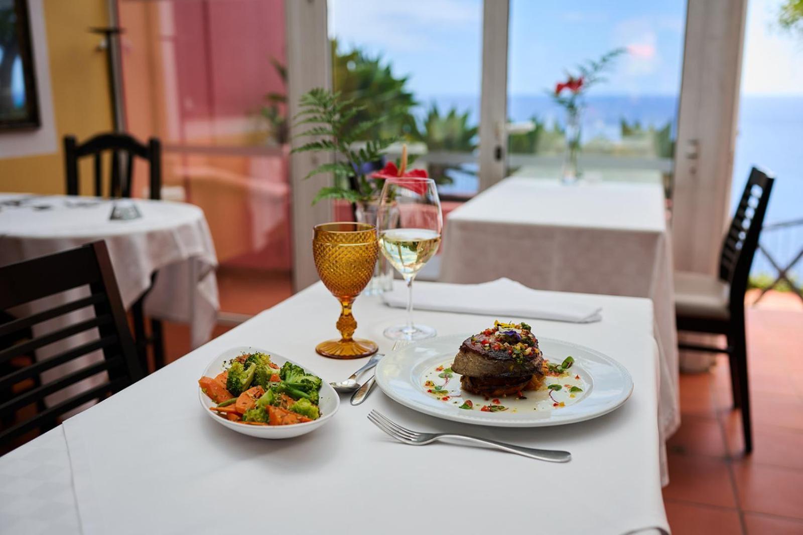 Inn & Art Madeira Caniço Dış mekan fotoğraf